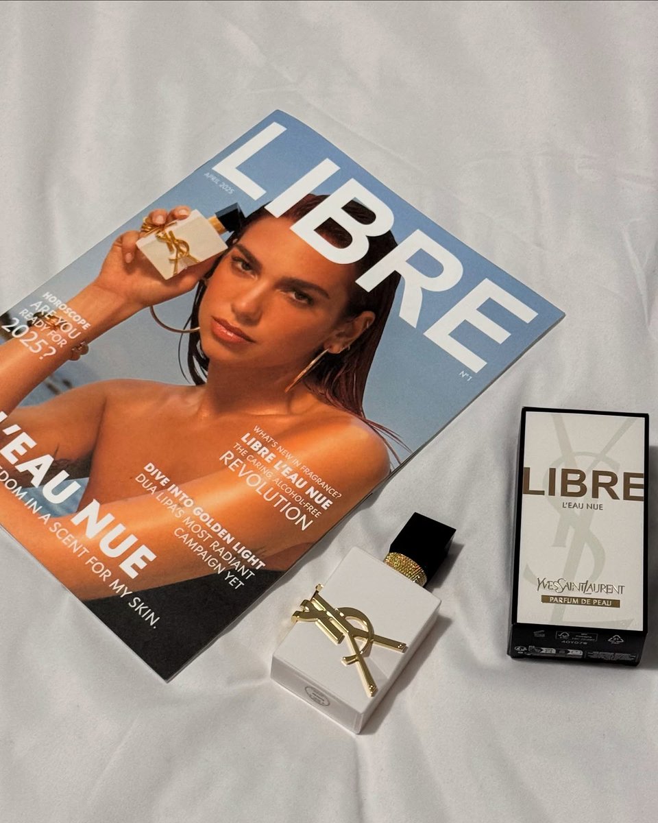Neminambudiri's tweet photo. The essence of luxury, search for a panoramic blend of scent and style with our latest magazine function,Dive into the golden light and embrace your glow💖
#earnmoney #Dualipa #FashionInspiration #LuxuryVibes #GlowUp #StyleAndScent #MagazineFeature #GoldenHour #SelfCare #Elegance https://t.co/CEip9cQ8Eq