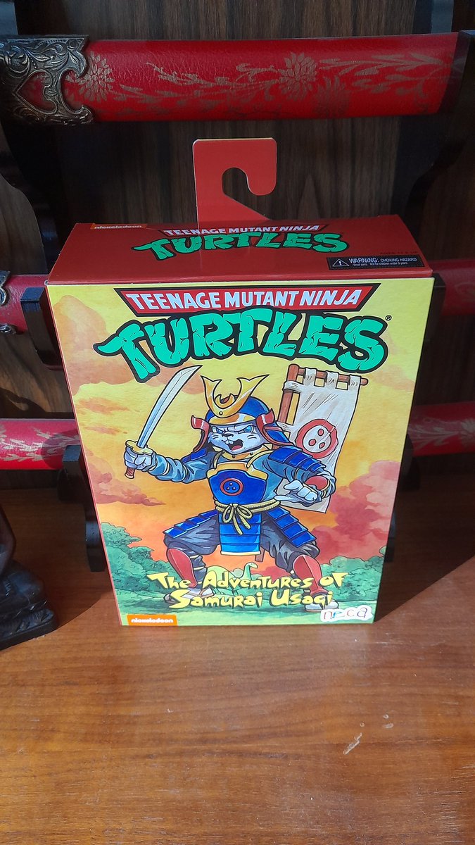 SwedishGamester's tweet image. Earlier today I recieved a #textmessage that I have a #package to collect! But instead of the usual #ServicePoint it was delivered to an outside #ParcelLocker pretty much smack middle in #TheGhetto! So I was kinda worried someone would jump me, and steal my precious new #toy! 😅