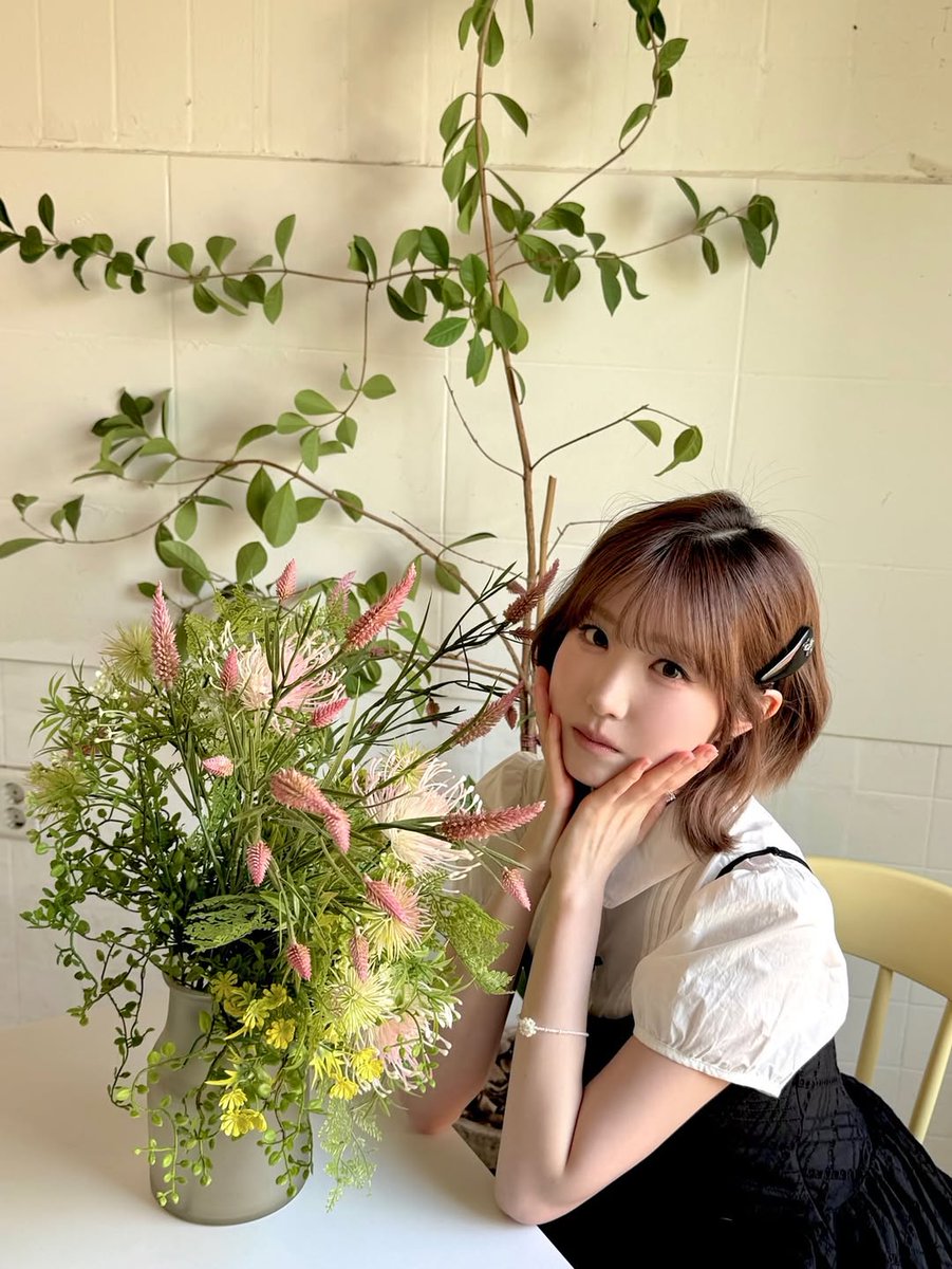Hitomi 🍞 tweet media