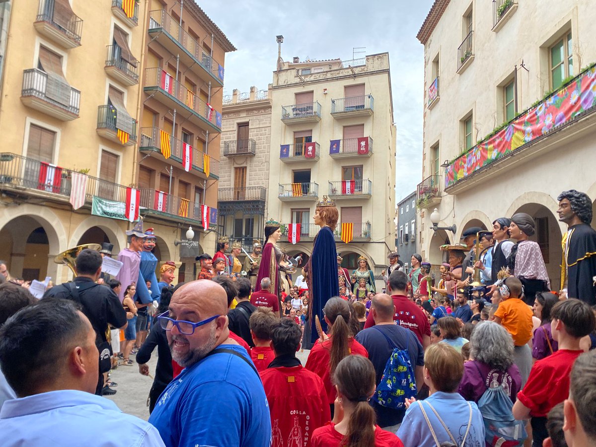 Xicotets i Grans tweet media