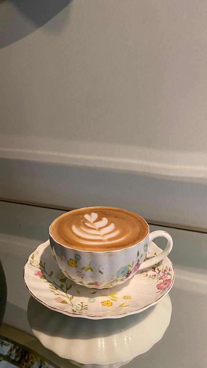 علّمتني سُورة يُوسُف:
أنّ الجبر الإلهي إذا تأخر لا يأتي عادياً أبداً.🩷