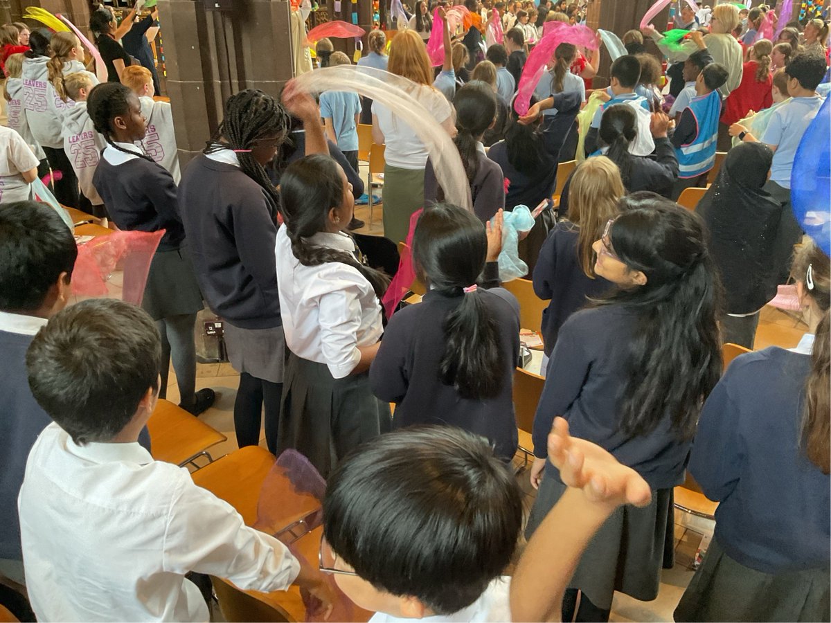 Year 6 had a wonderful afternoon for the leavers service <a href="/ManCathedral/">Manchester Cathedral</a> <a href="/DioManchester/">Diocese of Manchester</a> #colours