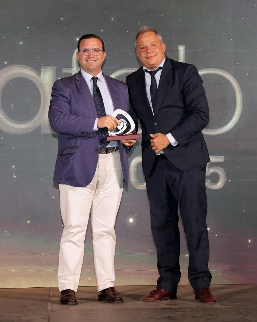 Queremos agradecer a la <a href="/FAB_Andaluza/">Federación Andaluza de Baloncesto</a> por el reconocimiento otorgado a nuestro club tras el ascenso a la Liga Endesa.

Un detalle que valoramos profundamente y que compartimos con toda nuestra afición, cuerpo técnico, plantilla y cantera💚

💪🏼Seguimos trabajando con la misma