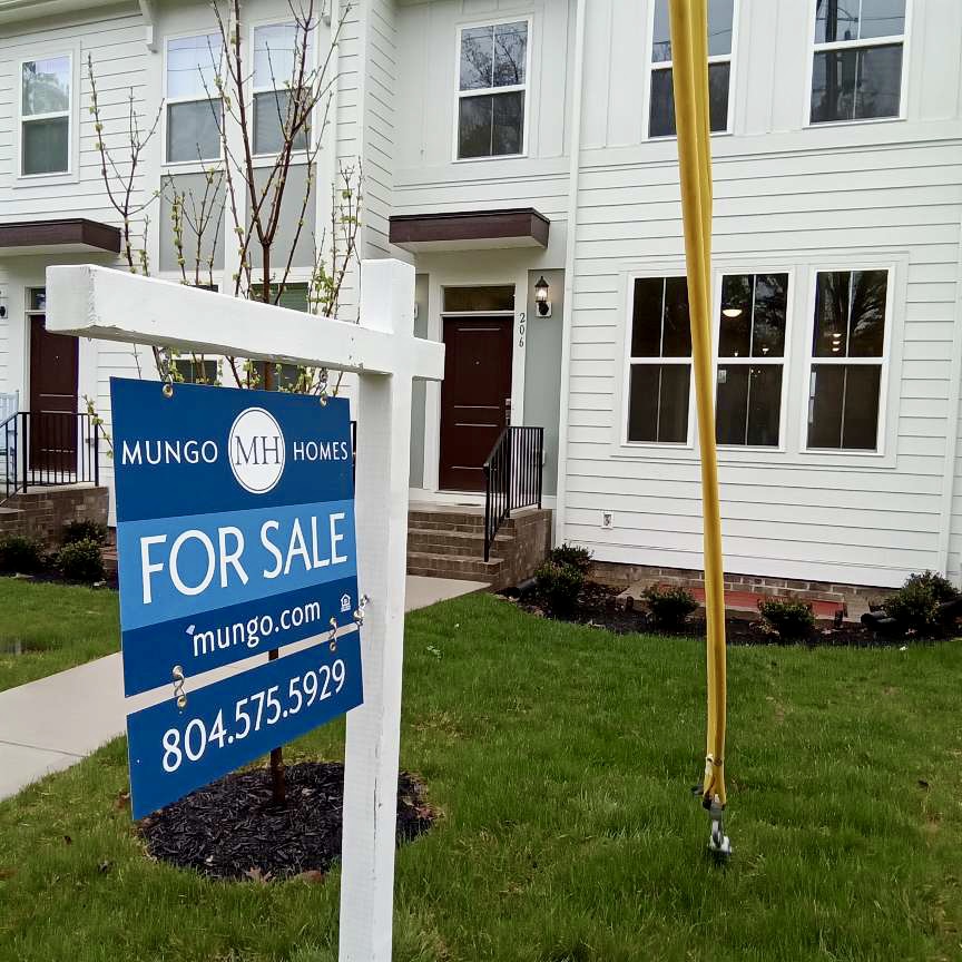 NewHomeMediaInc's tweet image. Customize your for sale sign however you want with us!  #ForSaleSign #CustomDesigns #SignageSolutions #RealEstateSigns