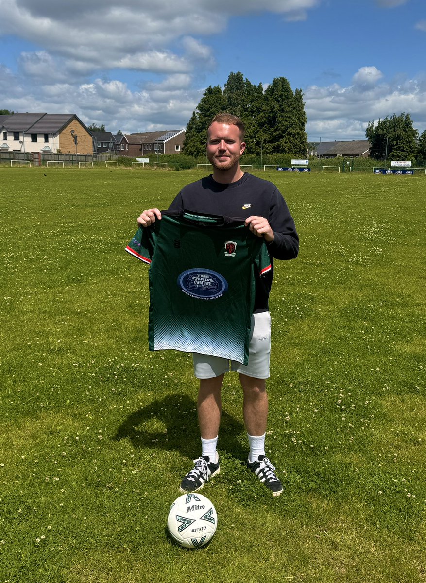 ✍🏼🚨| NEW SIGNING

We're delighted to announce our first signing of the summer, our new #9 Connor Evans! 💥

Connor is an ambitious, young player ready to spearhead our attack and take the league by storm next season!

Welcome Connor, we can’t wait to see you in action! ⚽️💚