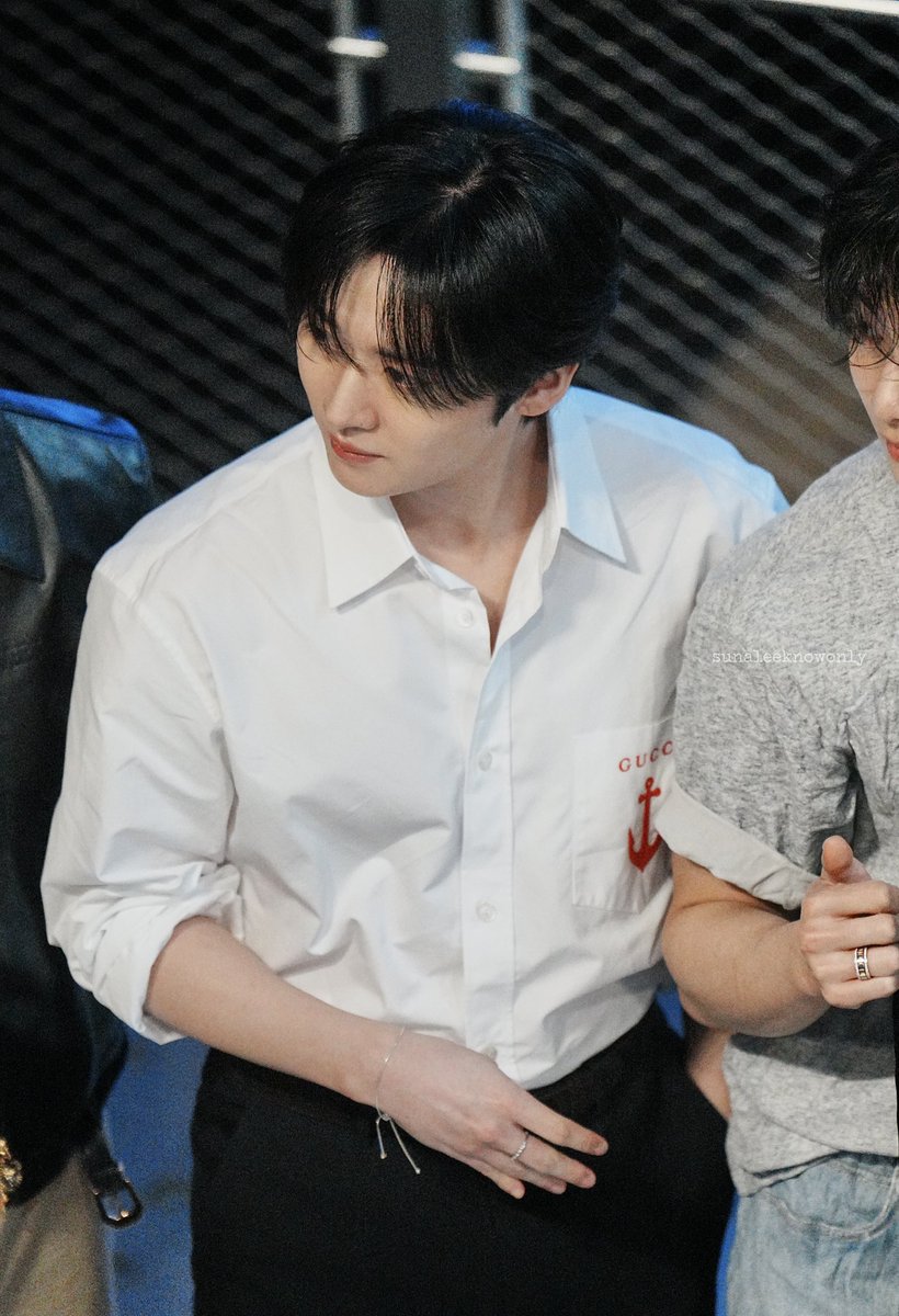 sunaleeknowonly's tweet image. 250616 
EMPIRE STATE BUILDING 

#LeeknowxGucci

#LeeKnow #리노 #StrayKids