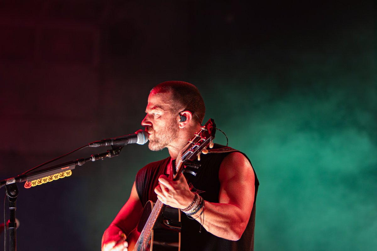 We asked and you delivered!

We’re thrilled to share that our annual Make-A-Wish Fundraiser — featuring a concert with Kip Moore and Tegan Nissen, a golf outing, and auctions — raised over $600,000 this year!
Thanks to our incredible employees, partners, sponsors, and supporters!