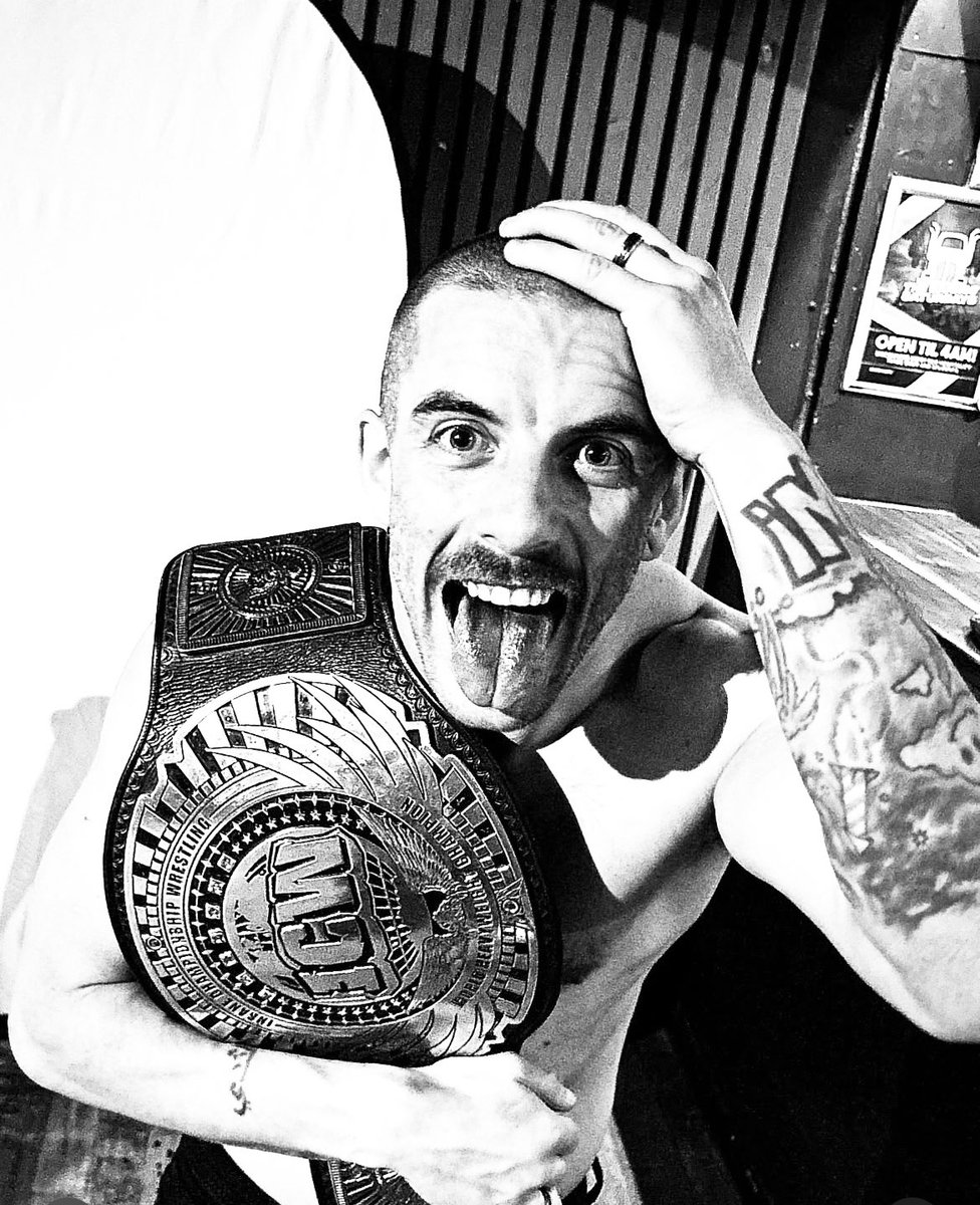 EgotisticalGrit's tweet photo. No hair, no problems, but all the glory. https://t.co/jYiqGqSG5P