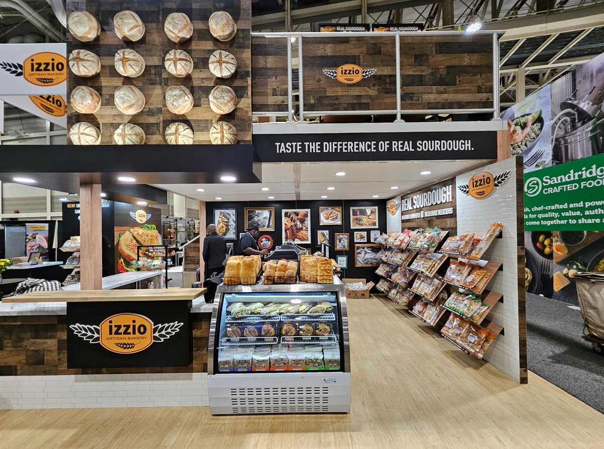 Highmark_Tech's tweet image. We loved working with our friends at @conditglobal! The end-user, Izzio, was extremely happy with the booth and our rental 12x16 ExpoDeck in particular. Kudos to our expert team for another successful deployment. We are the structure behind the world’s best events! #IDDBA2025