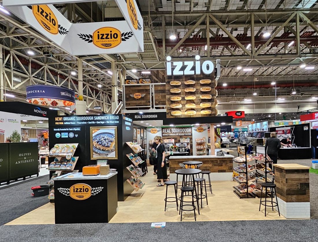 Highmark_Tech's tweet image. We loved working with our friends at @conditglobal! The end-user, Izzio, was extremely happy with the booth and our rental 12x16 ExpoDeck in particular. Kudos to our expert team for another successful deployment. We are the structure behind the world’s best events! #IDDBA2025
