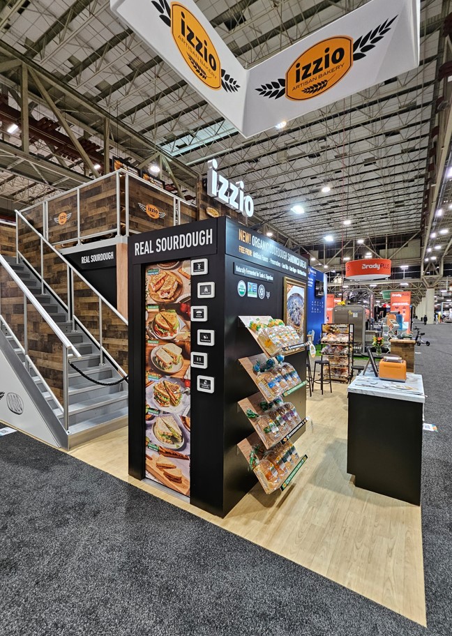 Highmark_Tech's tweet image. We loved working with our friends at @conditglobal! The end-user, Izzio, was extremely happy with the booth and our rental 12x16 ExpoDeck in particular. Kudos to our expert team for another successful deployment. We are the structure behind the world’s best events! #IDDBA2025