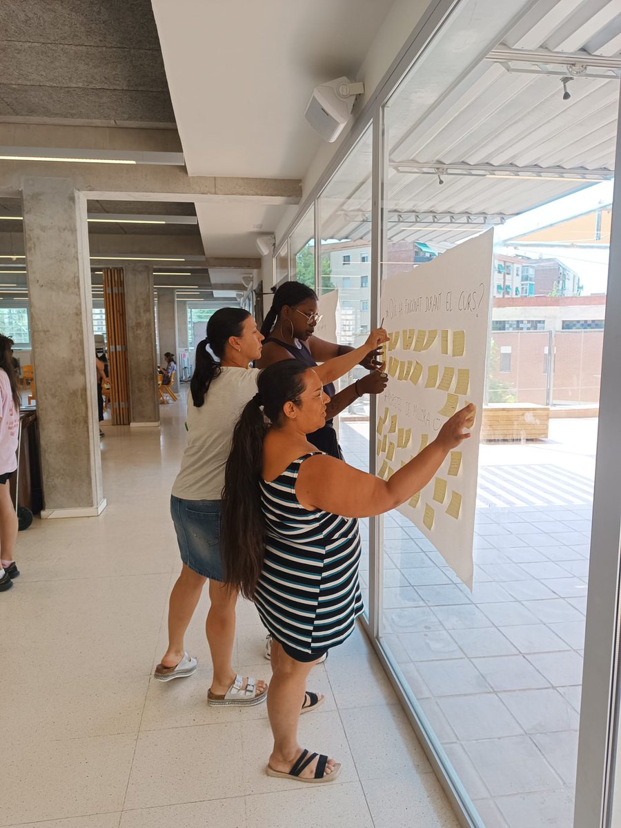 +Educació Cooperativa (@meseducoop) on Twitter photo Reunió de #EspaiMigdia i equip directiu de <a href="/ietrinitatnova/">espai 3 ulls/institut escola/Trinitat Nova</a> per fer balanç del curs 🙌
Una gran jornada per valorar la feina feta, fer propostes de millora i donar-li les gràcies a aquest grandíssim equip💛
Molt bones i merescudes vacances🌞🎉 Reunió de #EspaiMigdia i equip directiu de <a href="/ietrinitatnova/">espai 3 ulls/institut escola/Trinitat Nova</a> per fer balanç del curs 🙌
Una gran jornada per valorar la feina feta, fer propostes de millora i donar-li les gràcies a aquest grandíssim equip💛
Molt bones i merescudes vacances🌞🎉