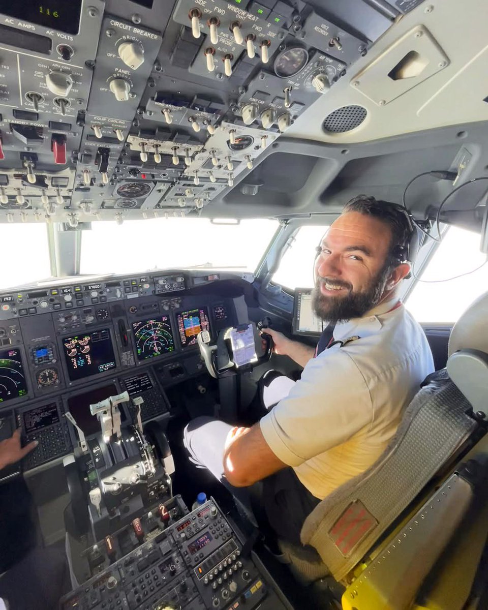 air plus news tweet media