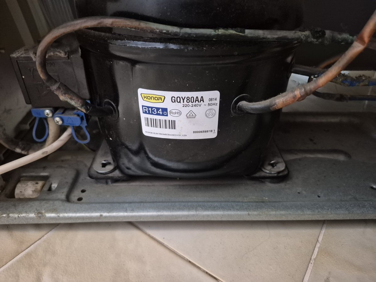 amınakoyim bana şundan lazım 10k fiyat çektilet yetkili servisleri sikeyim