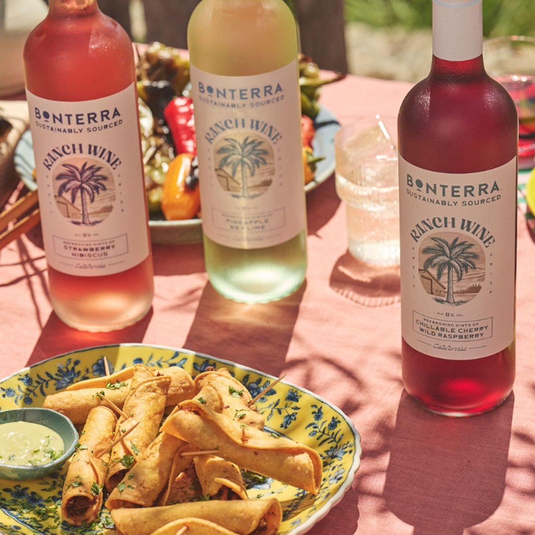 🍷✨ NEW ARRIVAL ALERT! ✨🍷

🍒 Chillable Cherry Wild Raspberry
🍓 Strawberry Hibiscus
🍍 Pineapple Key Lime 

No rules, just vibes. 🌞

Come grab yours today!

#YankeeSpirits #BonterraRanchWine #ChillableWines #SummerVibes  #RefreshinglyDifferent #NoRulesJustVibes