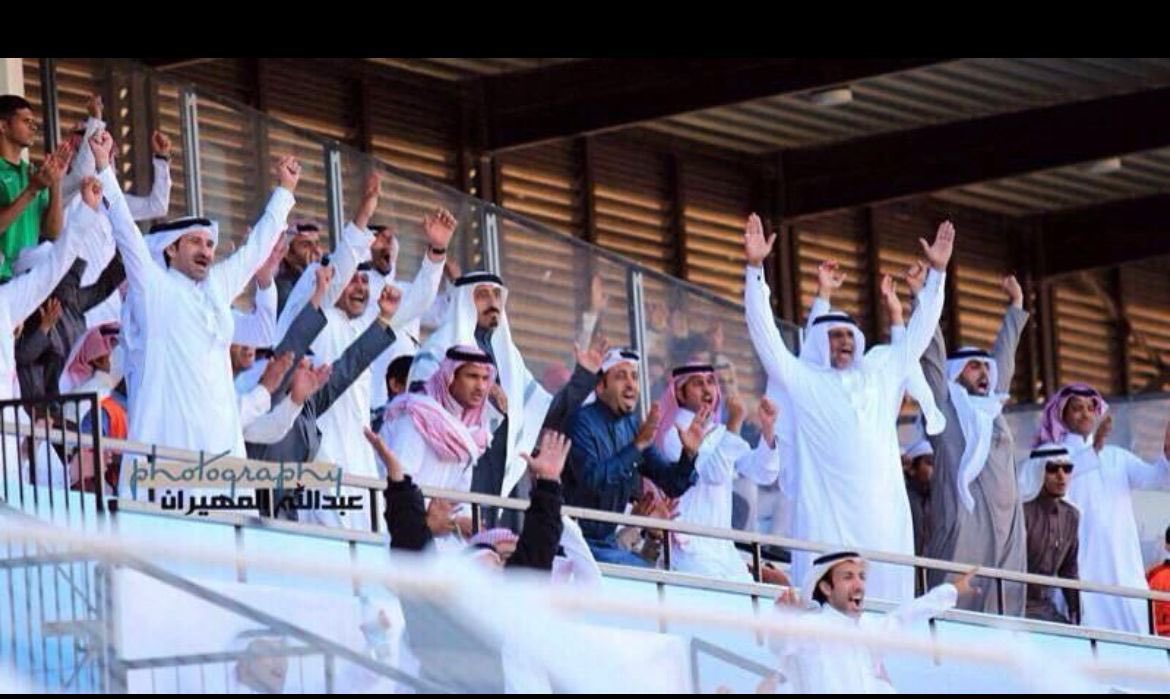 بنبقى على العهد يانجران الأمجاد معاك الى اخر الطريق ومابعده بنبقى على الوفاء اللي عاهدناه منك ياغلى كيان 🤍✋🏻🤩

#نادي_نجران

#نجران_يحتاجكم