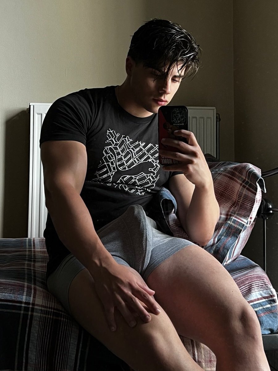 Chudai

x.com/Jacewilgaiin/s…