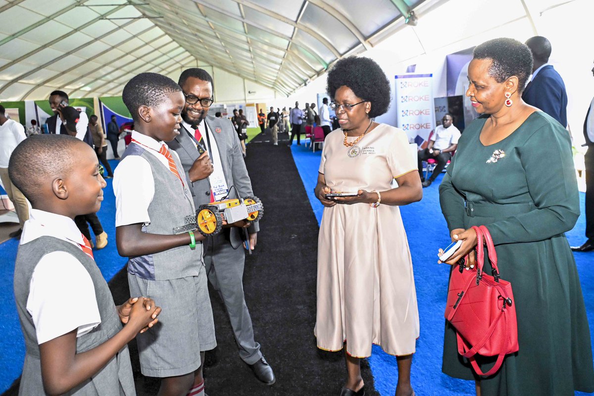 ShieldInvestors's tweet photo. While at the inauguration of #NationalScienceSummit25, Col. @edthnaka stated: “We must not just be consumers of technology; we must be creators and exporters of innovation.” 

Col. Edith Nakalema also expressed gratitude to the Hon. Minister @DrMusenero for the progress made in key sectors, saying, “A lot is happening in the line of mobility, health and others. It is really amazing. I’m appealing to all Ugandans to start appreciating Uganda because we are on the right track when it comes to sciences.” 

Col. Nakalema also expressed gratitude to H.E. President @KagutaMuseveni for his unwavering support towards sciences.

She reaffirmed SHIPU’s commitment to working with all government agencies to protect and support innovators driving Uganda’s economic transformation.

@YoungEngneersUG 
#NSW2025 
#EmpoweringInvestors