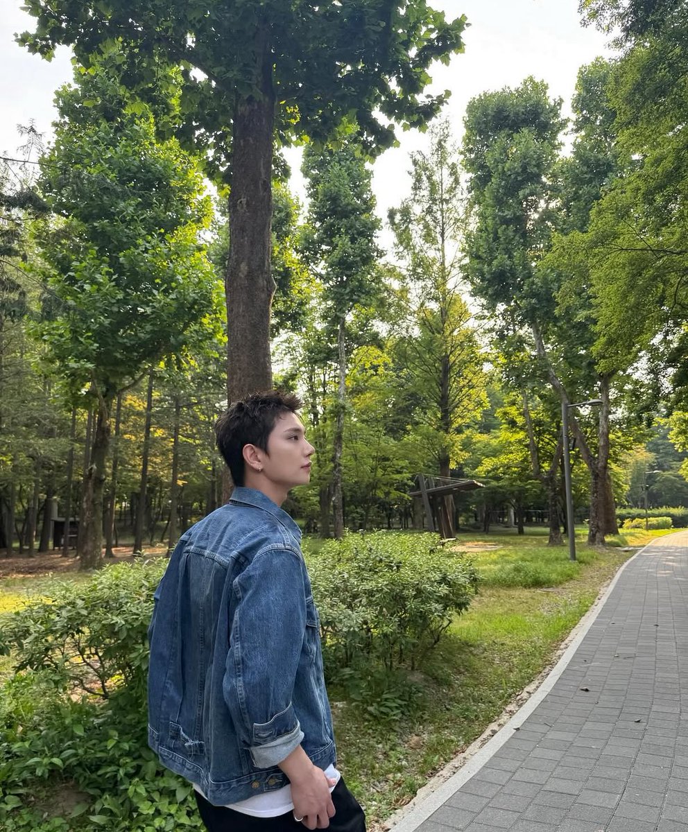 softie_scr's tweet photo. Iɴsᴛᴀɢʀᴀᴍ   

@/stay_with_hunter  

“ feeling myself surrounded by nature ”
📸 : @GHOSCRT_ 

♡...        ✎... https://t.co/46hGKhRh1a