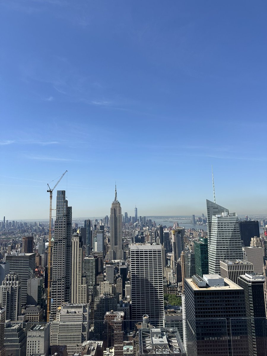MemoFrom07's tweet image. #NYCSkyline
#NewYorkSkyline
#NYCViews
#ManhattanViews
#NYCPhotography
#SkylineLovers
#NewYorkCity
#NYCNightscape
#CityscapeNYC
#EmpireStateOfMind
#NYCInspo
#BigAppleViews
#UrbanJungle
#SkylinePhotography
#TopOfTheRockViews
#OneWorldTradeCenter
#BrooklynBridgeViews
#HudsonRiverVie