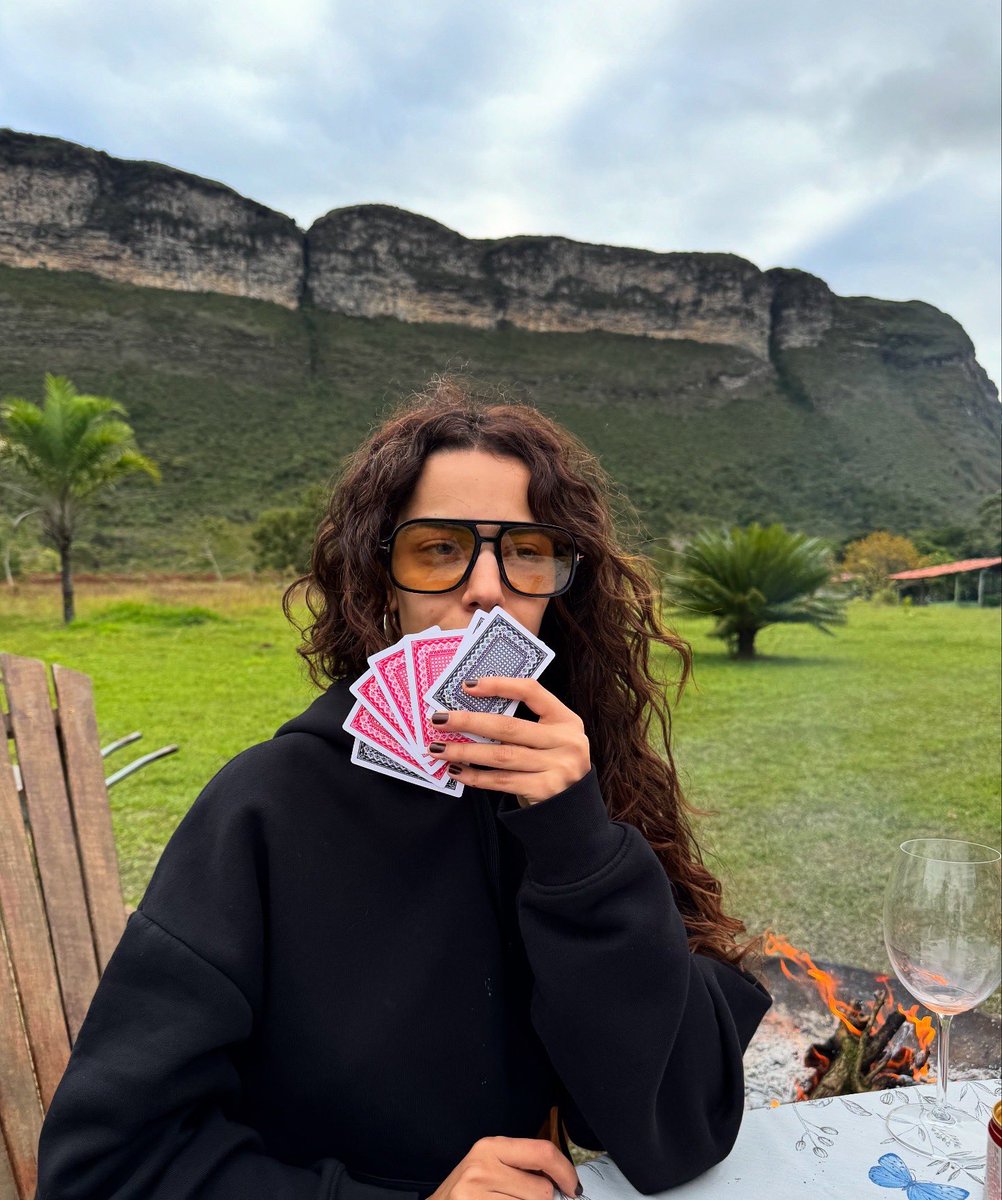 sim eu sou viciada em jogar buraco