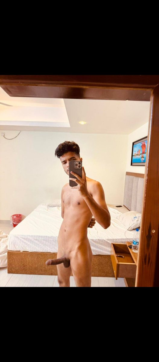Hot Boy tweet media