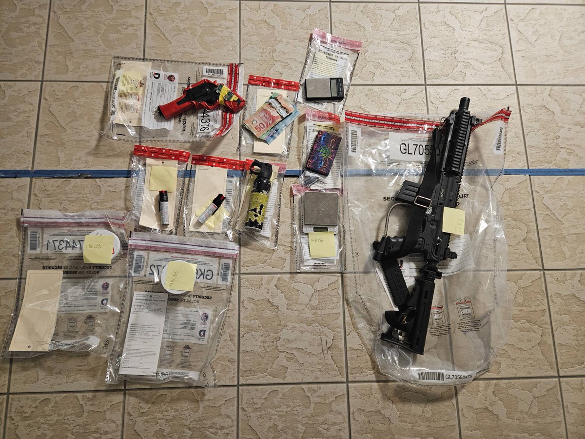 Officers from the Direct Action Response Team in Cambridge arrested two wanted males and seized drugs, including suspected fentanyl, cocaine, and methamphetamine after completing a warrant at a Preston residence.

More: wrps.info/3ZVEHVl

Charges include five counts of