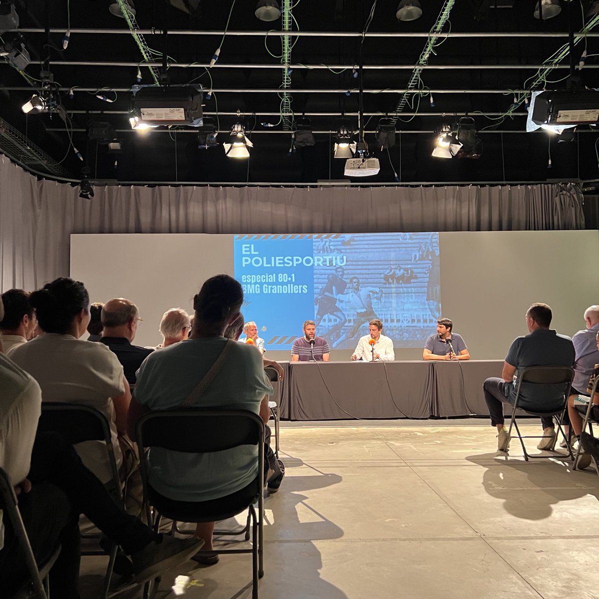 🤔Et vas perdre el programa 𝐸𝑠𝑝𝑒𝑐𝑖𝑎𝑙 𝐸𝑙 𝑃𝑜𝑙𝑖𝑒𝑠𝑝𝑜𝑟𝑡𝑖𝑢: 𝟾𝟶+𝟷è 𝑎𝑛𝑖𝑣𝑒𝑟𝑠𝑎𝑟𝑖 𝑑𝑒𝑙 𝐶𝑙𝑢𝑏 𝐵𝑎𝑙𝑜𝑛𝑚𝑎𝑛𝑜 𝐺𝑟𝑎𝑛𝑜𝑙𝑙𝑒𝑟𝑠 𝑎 <a href="/VOrientalTv/">VOTV</a> 📺? 

Fes clic aquí per veure’l 👉🏻 youtube.com/watch?v=kYPUn8…

#BMGx80 #OrgullBMG🔵⚪️