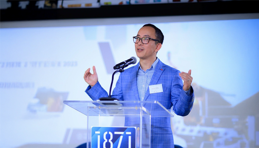 Xiaochen Zhang Leads AI Discussion at Banking Exchange Conference During AI Week - Banking Exchange bankingexchange.com/news-feed/item…