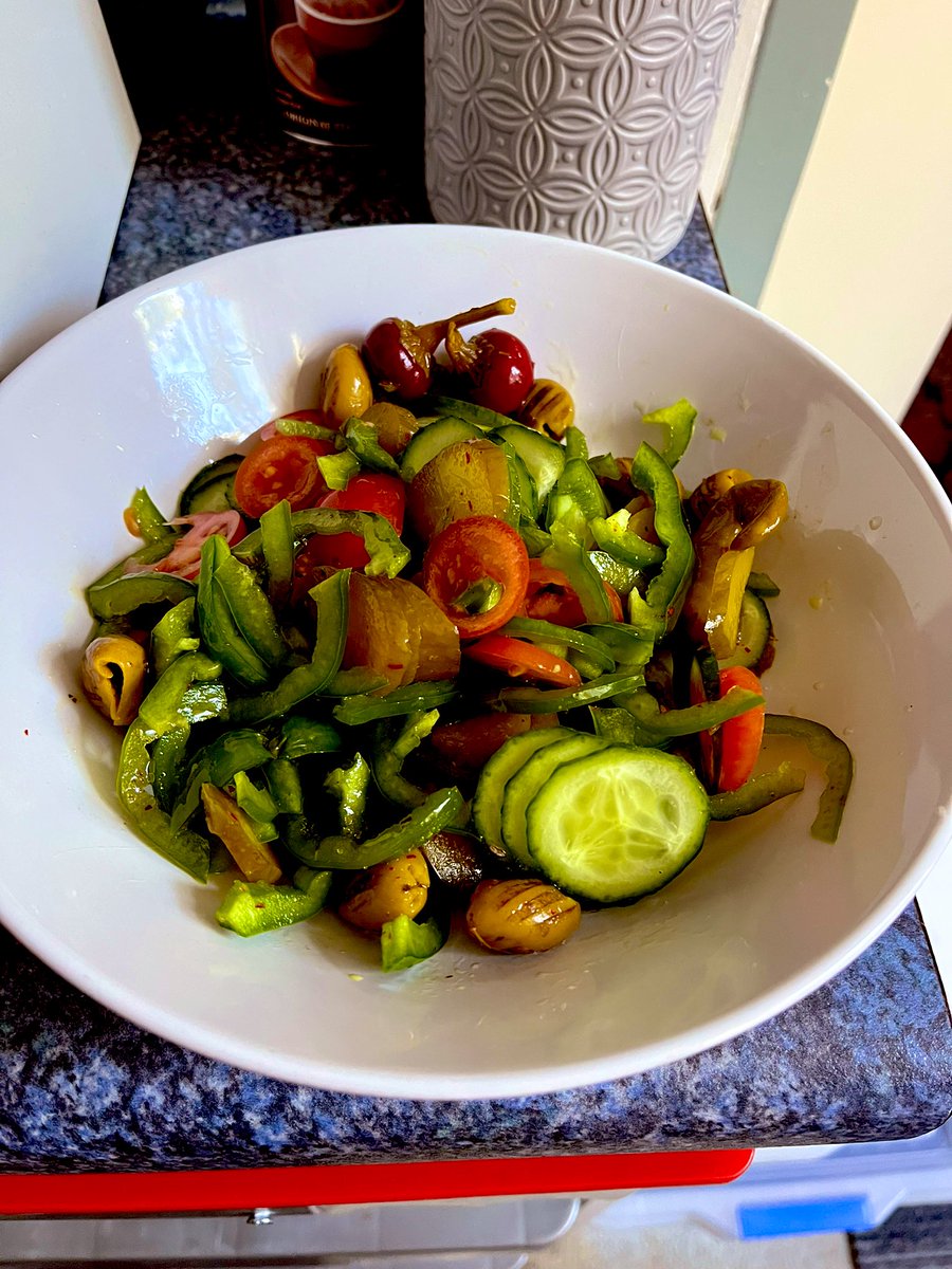 Agent99c's tweet image. Cold day lunch lamb shanks roasted salads #food #lunch #coldday #Sydney