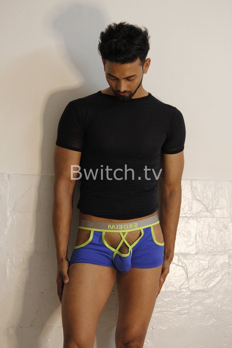 bwitch.tv/p/knockknock57…