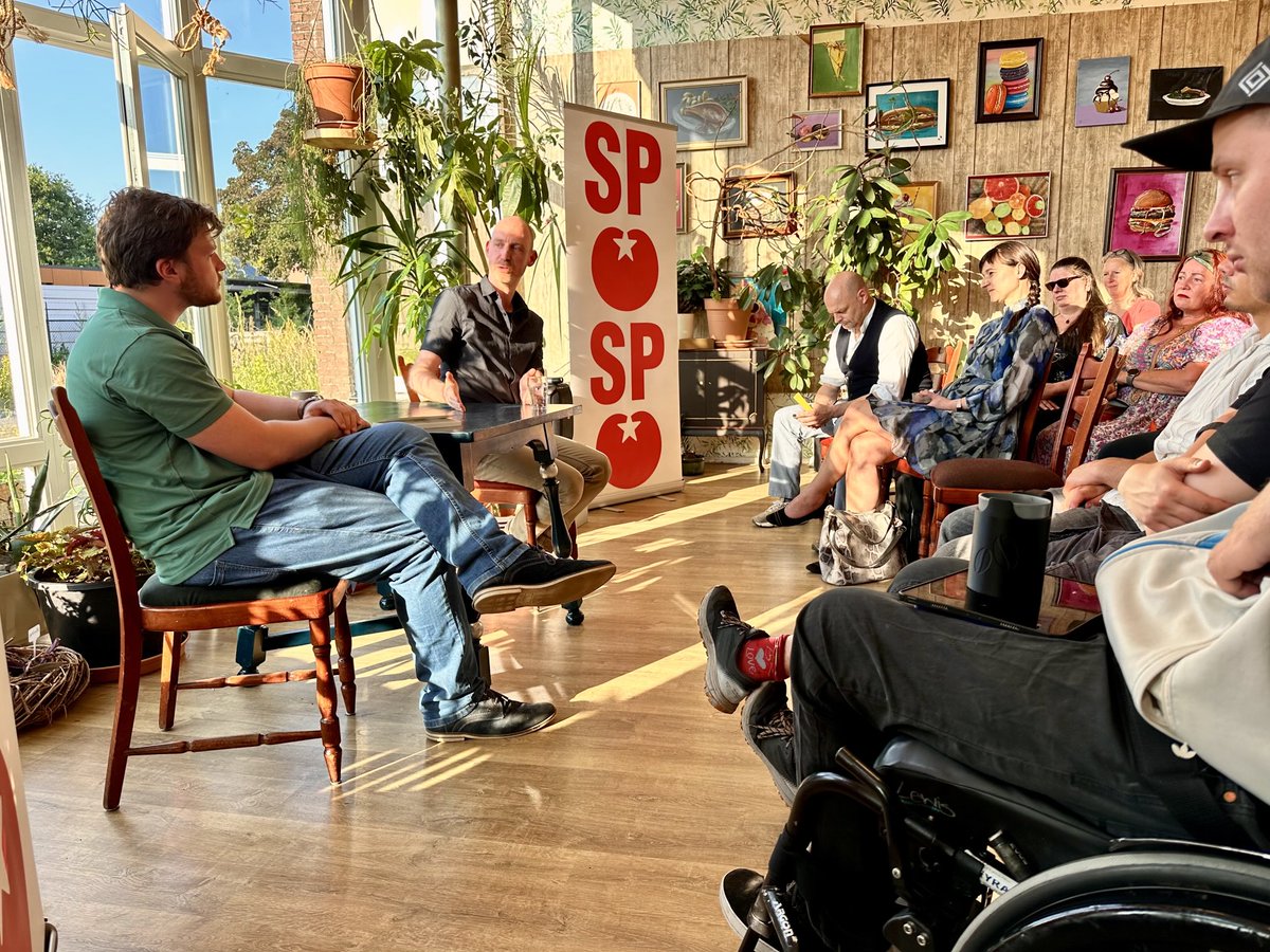 Overal hoor je over oorlogsdreiging. Maar wij hebben het in Zwolle vanavond over #vrede.