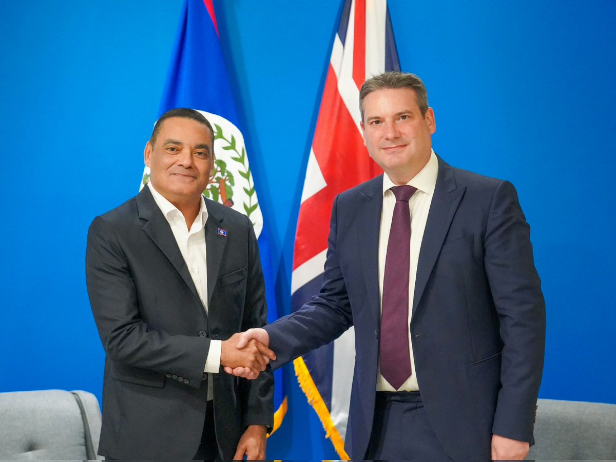 Foreign Minister Fonseca today received Mr. Alistier White, Acting High Commissioner of the United Kingdom to Belize, for a courtesy visit.  Minister Fonseca expressed his commitment to strengthening bilateral programmes and cooperation for the mutual benefit of both nations.