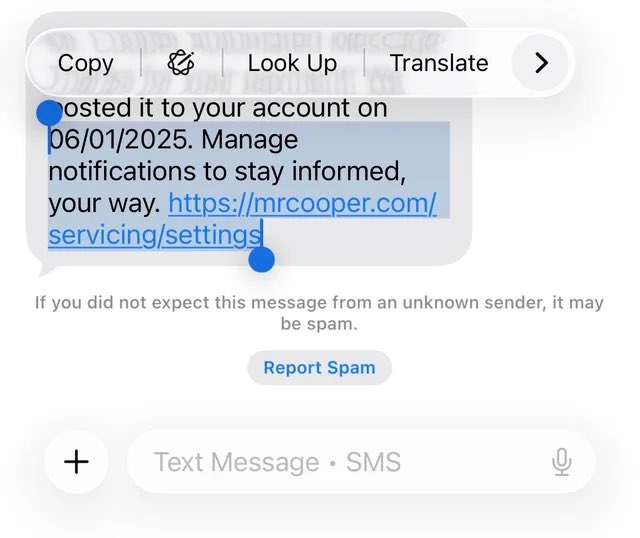 ✨📱iOS 26 : Enfin le copier-coller partiel dans Messages ! 

Il sera enfin possible de copier seulement une partie d'un texte, au lieu du message entier. Finie la frustration de ne pas pouvoir sélectionner un extrait précis !