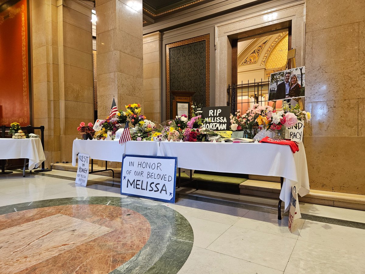 DannySpewak's tweet image. Inside the state capitol, people are stopping by a memorial today for Rep. Melissa Hortman, honoring her life and legacy as House Speaker and DFL caucus leader. @kare11