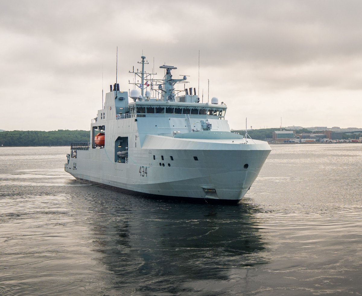 IrvingShipbuild's tweet image. HMCS Frédérick Rolette has been commissioned into service. Our team of 2,400 shipbuilders is proud to have built and delivered this great ship for those who serve. @RoyalCanNavy