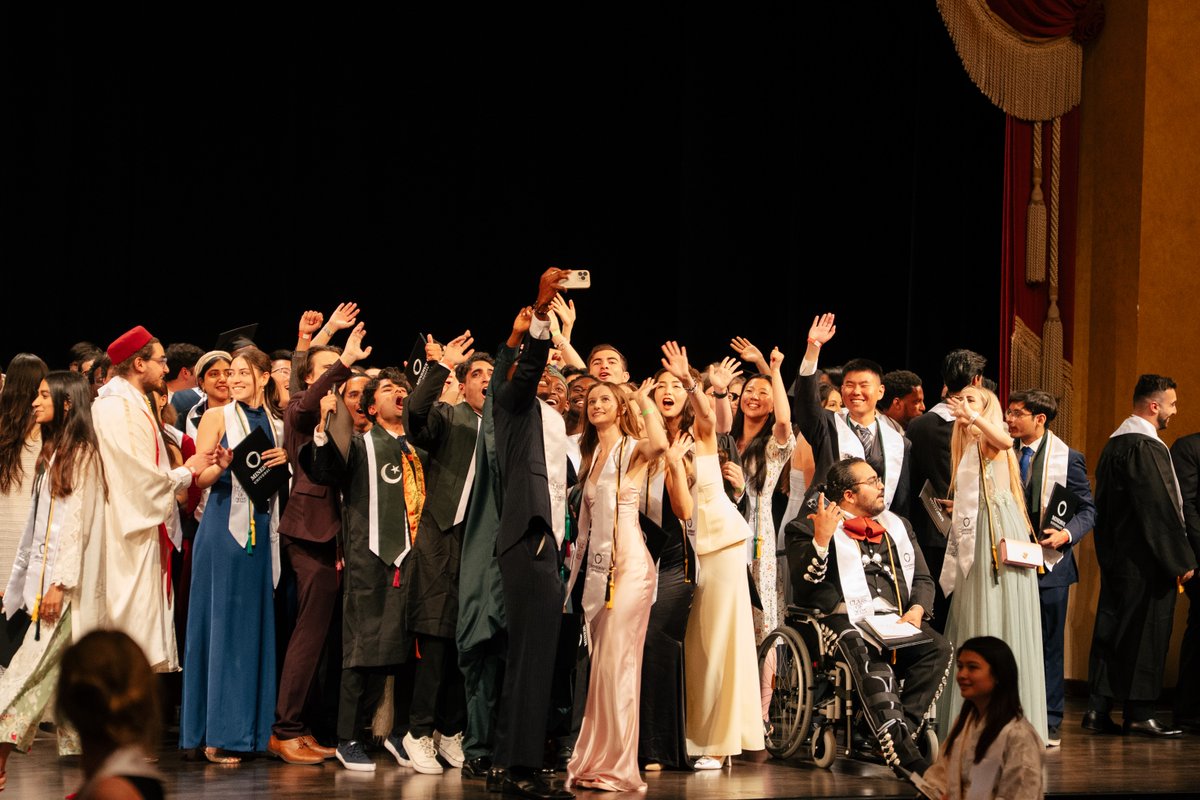 MinervaUni's tweet image. Congratulations to the #ClassOf2025 on their graduation! We are thrilled to see their journey conclude with exciting plans, lasting friendships, and new adventures on the horizon.
As this chapter closes, join us in toasting to the bright futures that await our new graduates.