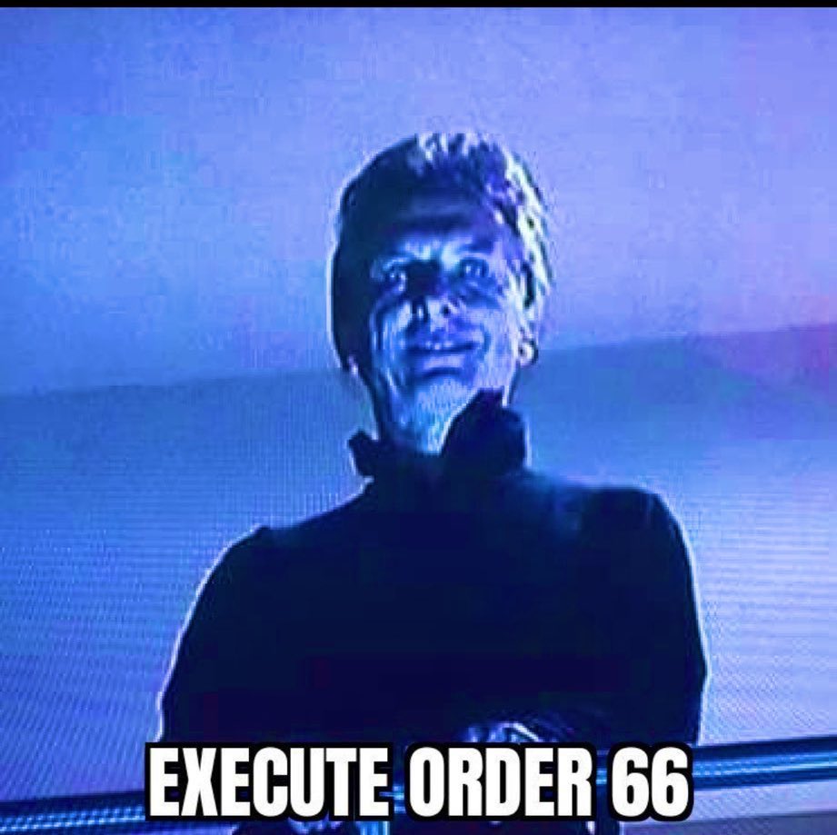 Macri presiona para que CFK pase dos o tres días en la alcaldía de Madariaga. El Ángel exterminador le quiere mostrar a Santiaguito cuántos pares son tres botas. Cree que le vamos a prender fuego todVAYA COINCIDENCIA!