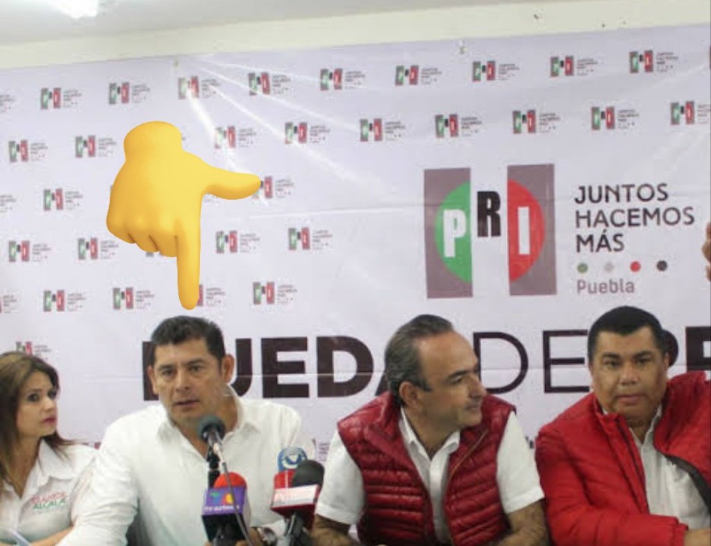 elcinico66's tweet image. #LeyCensura
Los priístas armenta y sansores metidos a MORENA no se pudieron esperar a la #LeyCensura y de una vez van a meter a la cárcel en Puebla y Campeche a quien los critique en las redes sociales.
Ni el peor PRIAN se atrevió a tanto
México en dictadura