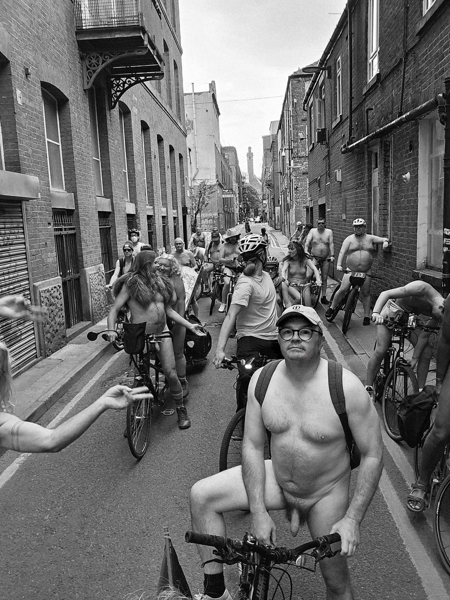 ZEN N.W.N.R tweet media