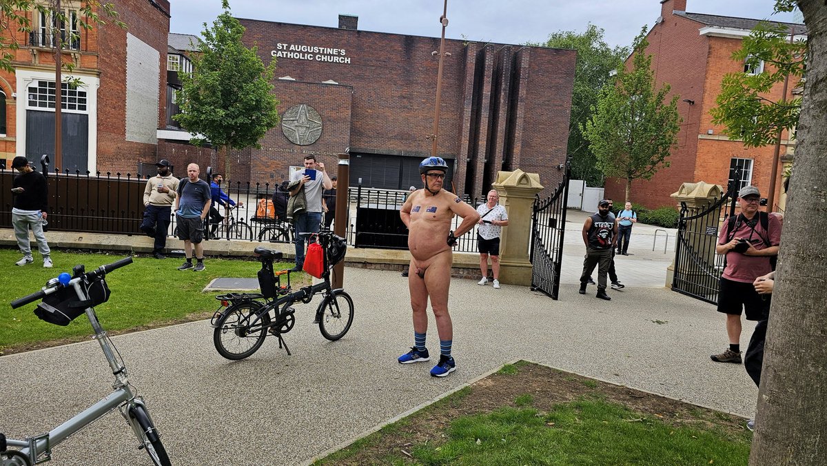 ZEN N.W.N.R tweet media