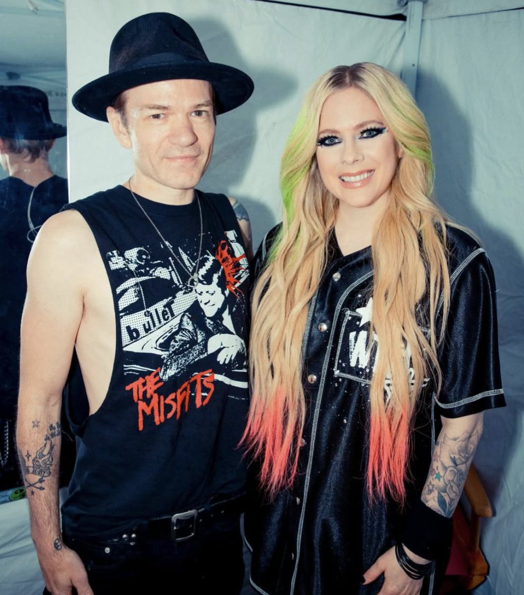 Avril Lavigne and Deryck Whibley (Sum 41) STUN at Warped Tour 2025.

📷 by Skyler Barberio