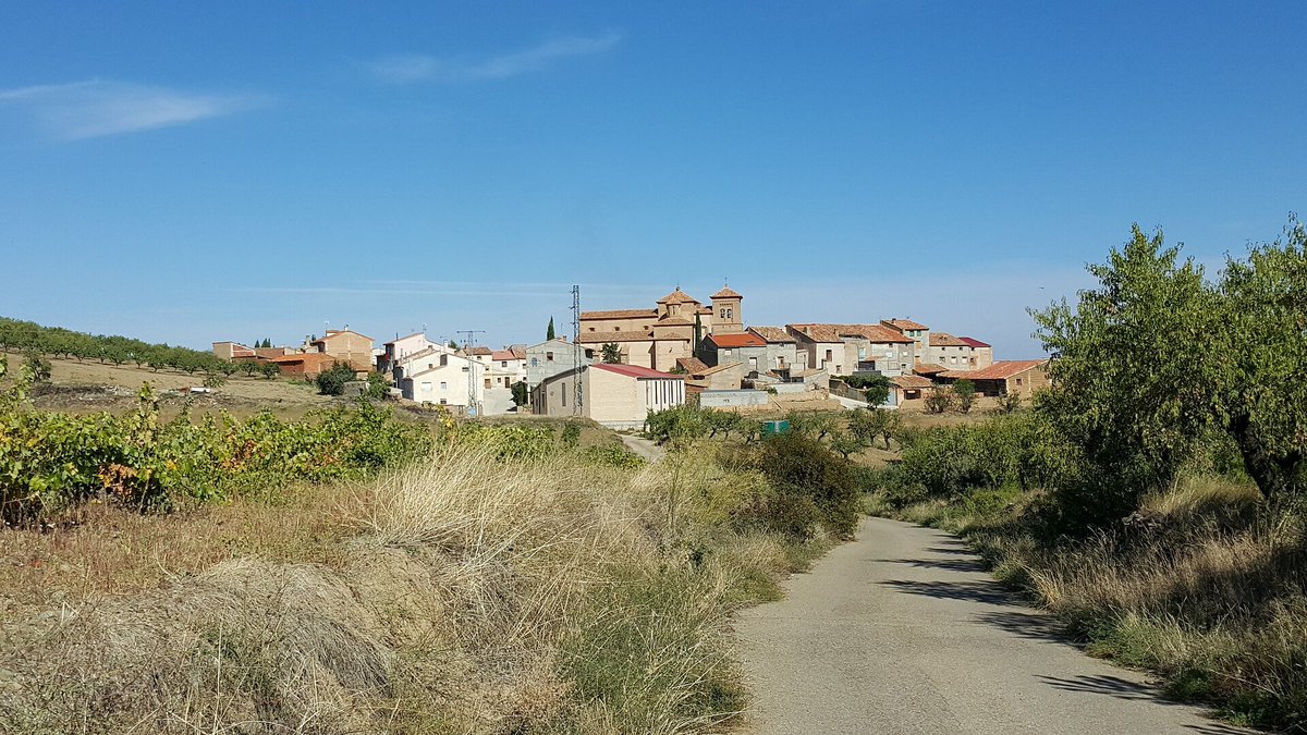 Buenos días desde Valdehorna, pertenece a la comarca del Campo de Daroca.