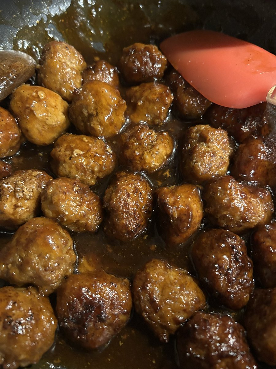 EMIKO55367044's tweet image. #551 そっくり甘酢肉団子

TikTokのレシピで作ってみたら80％の出来👏
肉団子生地に改良余地ありやね
甘酢のレシピは酢豚にもいける👍

突然の猛暑🥵今週続くみたい💦
午後耐えきれずエアコンON
日本🇯🇵は熱帯地域になってしまったのですか⁉️

配当金🌈積立NISA #日経高配当ファンド　
🇺🇸#PFE  #PRU