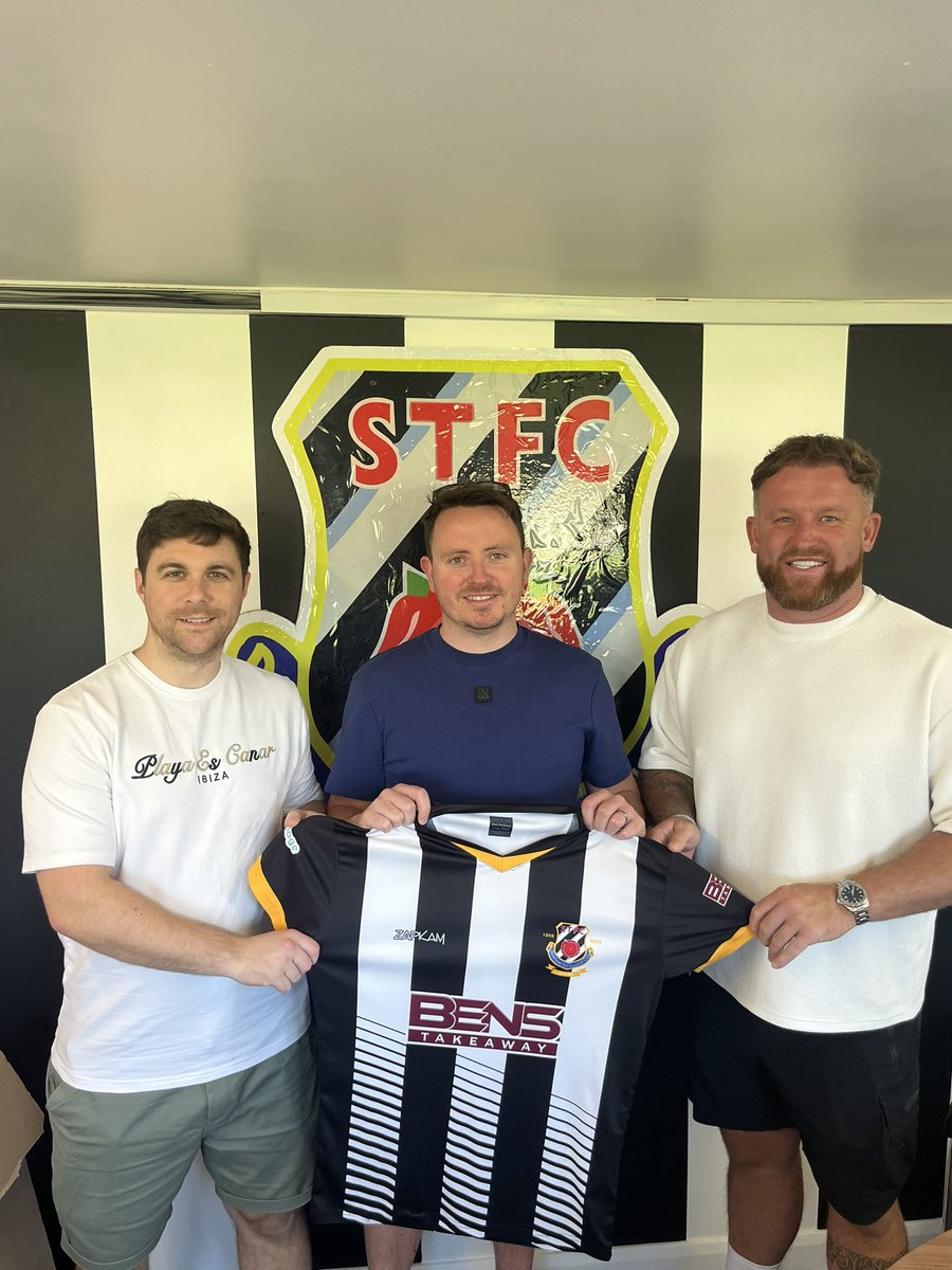 Welcome to Our New Management team 
2025/26 season 

Stonehouse FC is delighted to welcome Matt Tunley and Karl Nash to the coaching team, who will be working alongside manager Adam Coyle for the upcoming season.

Up The House!!! ⚫️⚪️⚫️