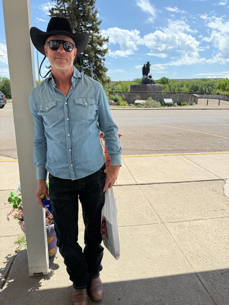 Fathers. I spent the last few days out of cell service getting to observe the Fathers in my life. From my husband to my daughter in law’s dad and grandfather, to seeing my own sweet dad tonight. I’m so grateful for these men who exude grace and grit and are so extremely humble in