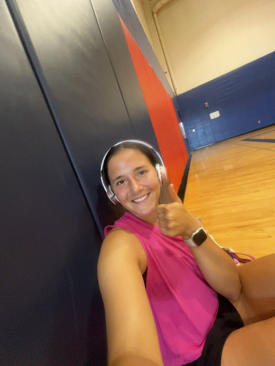 SophiaSKimble's tweet photo. Had a great morning this morning!! Got to hit off the tee, front toss, and live with my best friends. Then I knocked out my college workout for the day🫶🏽💪🏼 @IzzyCiurca8 @GabiRocabado @KAnnie2026 @LSCPA_Softball @AMAH_Herrera https://t.co/dk7WaXGeX4