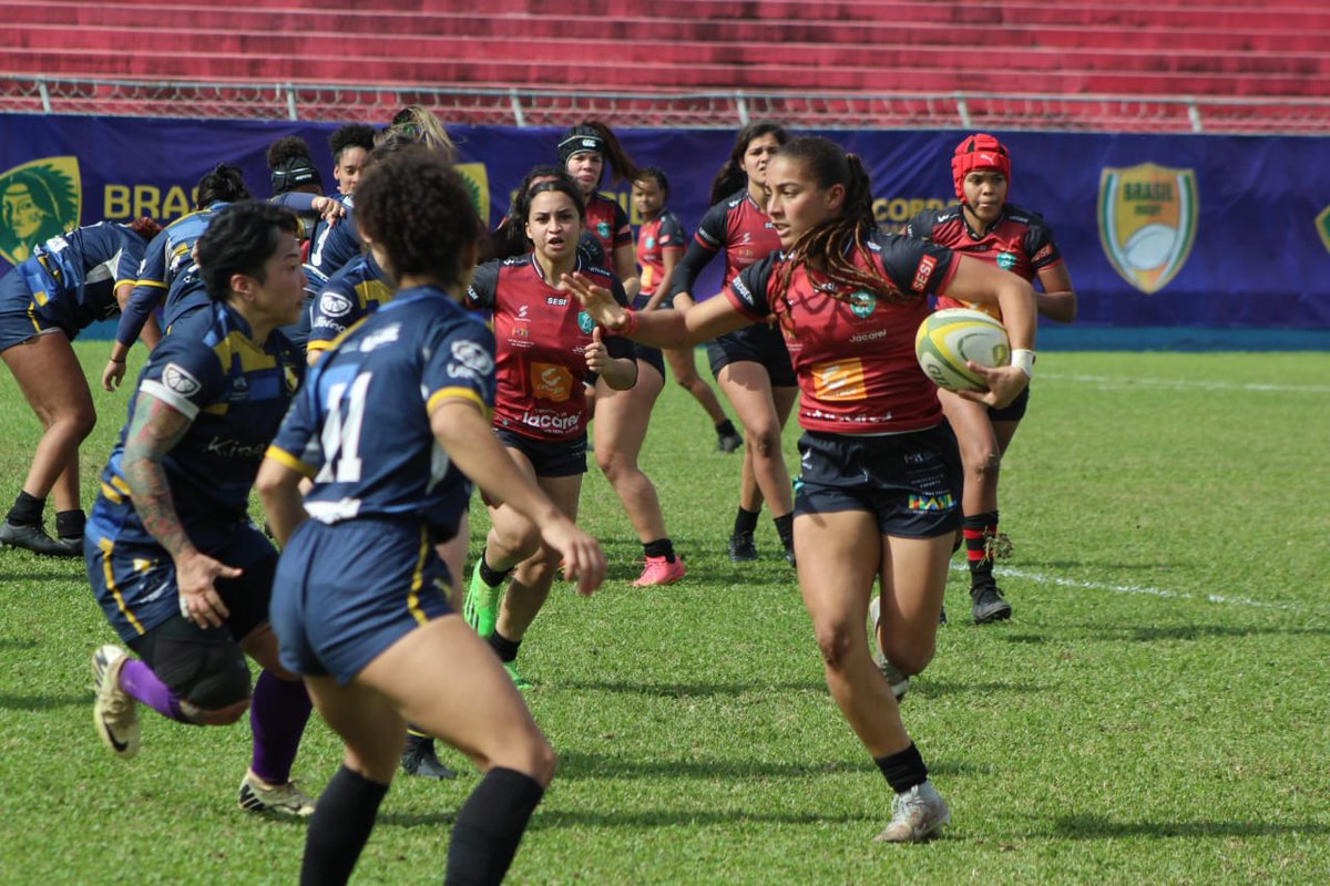 Definidos os duelos pela Copa do Brasil Feminina de Rugby XV!

No dia 5 de julho, as semifinais serão Melina (MT) contra São José (SP) e Jacrói (SP/RJ) versus Charrua (RS).

Saiba mais:

brasilrugby.com.br/2025/06/16/def… #BrasilRugby 📷Rogério Souza/Jacareí Rugby