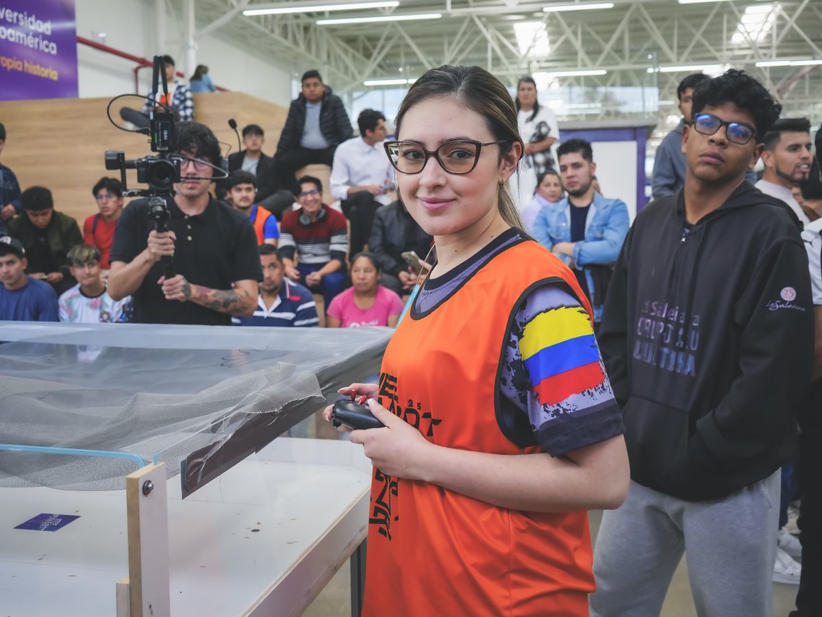 🤖 ¡IEEE PUMABOT 2025 hizo historia en nuestro Campus Tecnológico! La primera batalla de robots del país reunió a delegaciones nacionales y extranjeras en una jornada de innovación y adrenalina.
¡Gracias por ser parte de esta experiencia única!
#IEEEPUMABOT2025