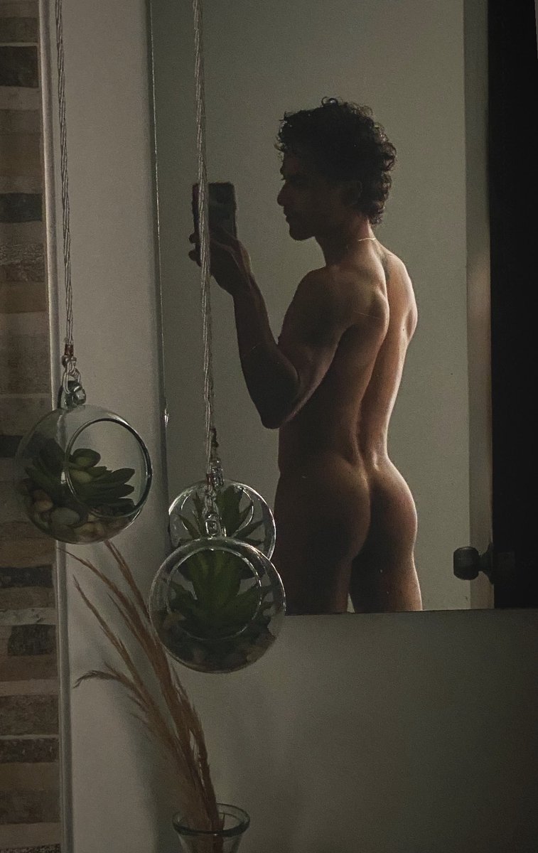 ESkorpios_'s tweet photo. Holiday Morning🍃.. https://t.co/vVLcXN4Ueb